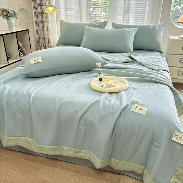 91家纺网 家纺一手货源 找家纺 金艾草2025新款纯色A类纯棉双层纱夏被四件套 蔚蓝（手包边）