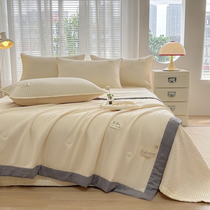 91家纺网 家纺一手货源 找家纺 金艾草2025款新款纯棉双层纱床盖三件套床盖夏被四件套 奶油黄（手包边款）