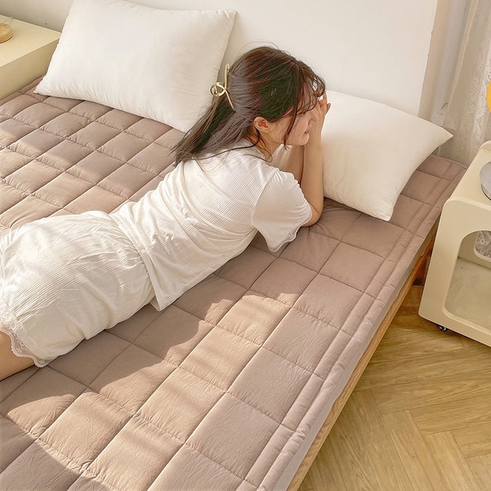 91家纺网 家纺一手货源 找家纺 丽诺床垫 2025新款亲肤舒适全棉纯棉色织棉花床褥床垫 卡其色