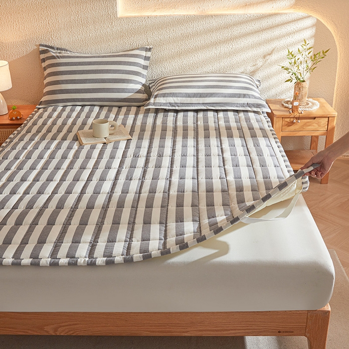 91家纺网 家纺一手货源 找家纺 丽诺床垫 2025新款亲肤舒适全棉纯棉色织棉花床褥床垫-少女粉 灰色-宽条