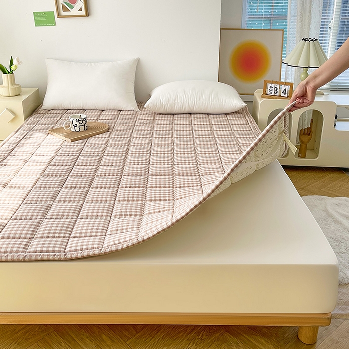 91家纺网 家纺一手货源 找家纺 丽诺床垫 2025新款亲肤舒适全棉纯棉色织棉花床褥床垫-少女粉 咖小格