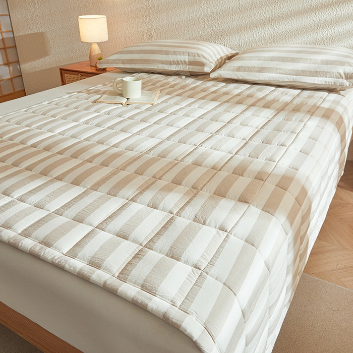 91家纺网 家纺一手货源 找家纺 丽诺床垫 2025新款亲肤舒适全棉纯棉色织棉花床褥床垫-少女粉 米色-宽条