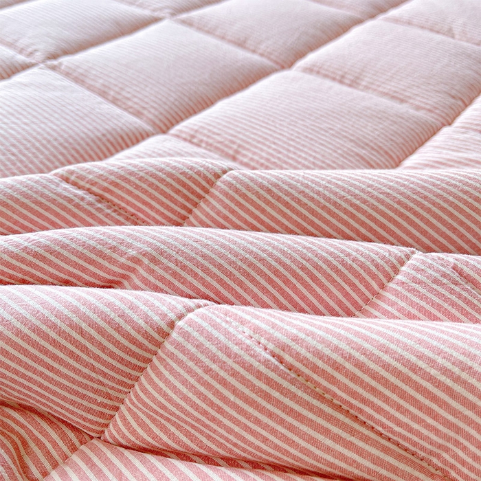 91家纺网 家纺一手货源 找家纺 丽诺床垫 2025新款亲肤舒适全棉纯棉色织棉花床褥床垫-少女粉 细条粉