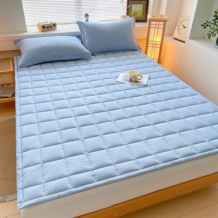 91家纺网 家纺一手货源 找家纺 丽诺床垫 2025新款亲肤舒适全棉纯棉色织棉花床褥床垫-少女粉 细条蓝