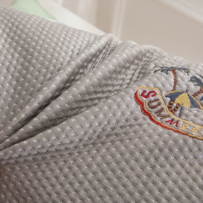 91家纺网 家纺一手货源 找家纺 织布人2025新款荞麦枕夏季凉感豆豆荞麦枕茶香枕颈椎枕透气午睡枕头枕芯 满天星凉感椰树-灰色35*55cm（茶香枕)