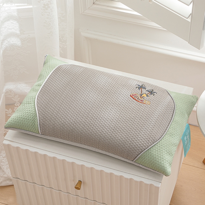 91家纺网 家纺一手货源 找家纺 织布人2025新款荞麦枕夏季凉感豆豆荞麦枕茶香枕颈椎枕透气午睡枕头枕芯 满天星凉感椰树-灰色35*55cm（茶香枕)