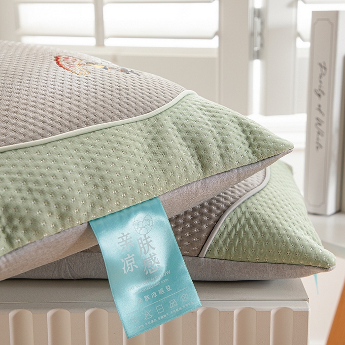 91家纺网 家纺一手货源 找家纺 织布人2025新款荞麦枕夏季凉感豆豆荞麦枕茶香枕颈椎枕透气午睡枕头枕芯 满天星凉感椰树-灰色35*55cm（茶香枕)