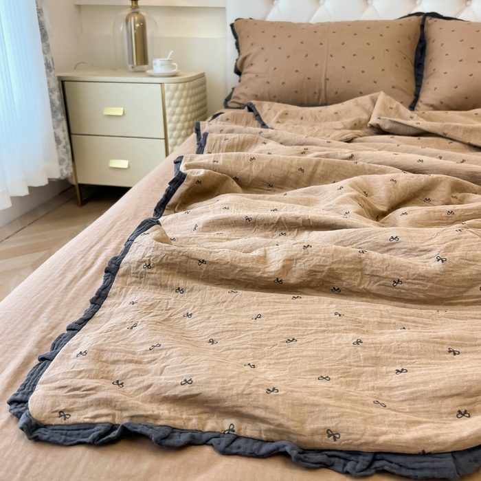 91家纺网 家纺一手货源 找家纺 （总）盼季家纺 2025新款水洗棉大豆花边夏被四件套