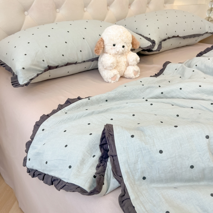 91家纺网 家纺一手货源 找家纺 盼季家纺 2025新款水洗棉大豆花边夏被四件套 皱皱纱花边夏被-蓝波点