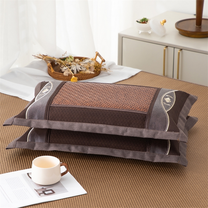 91家纺网 家纺一手货源 找家纺 织布人 2025新款荞麦枕夏凉感PE藤茶香枕全荞麦壳枕头午睡枕颈椎枕芯 欧式PE藤凉感枕-咖色 35x55cm /只 茶香枕