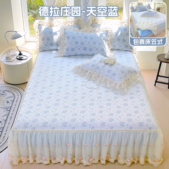 91家纺网 家纺一手货源 找家纺 罗艺轩 2025新款PE中分子凉感软凉席席子床裙款 德拉庄园-天空蓝