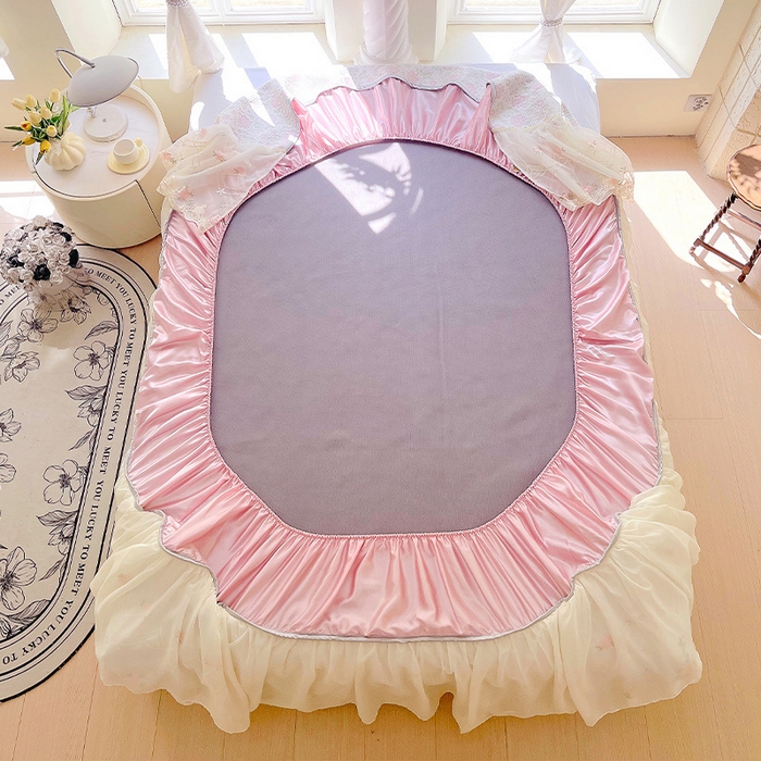 91家纺网 家纺一手货源 找家纺 罗艺轩 2025新款PE中分子凉感软凉席席子床裙款 德拉庄园-少女粉