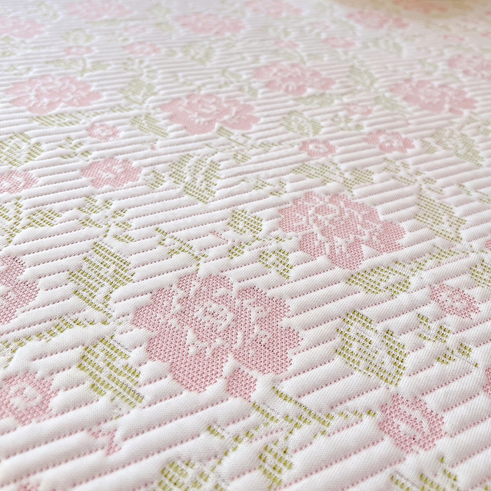 91家纺网 家纺一手货源 找家纺 罗艺轩 2025新款PE中分子凉感软凉席席子床裙款 德拉庄园-少女粉