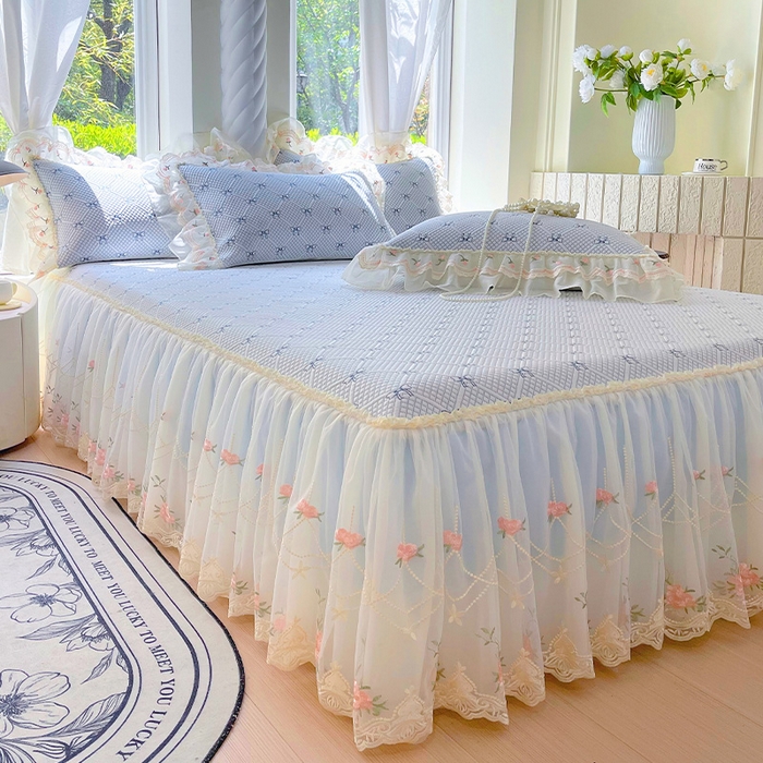 91家纺网 家纺一手货源 找家纺 罗艺轩 2025新款PE中分子凉感软凉席席子床裙款 蝴蝶结-天空蓝