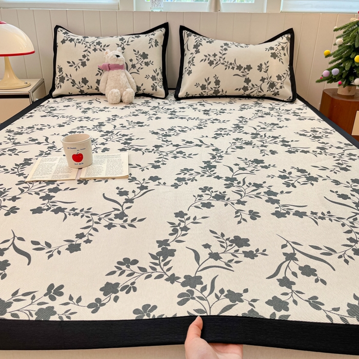 91家纺网 家纺一手货源 找家纺 （总）安哆啦家纺 2025新款A类小清新卡通高品质冰藤印花凉席床笠床席款