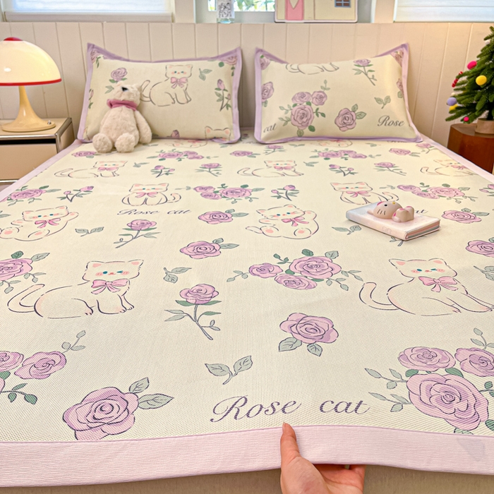 91家纺网 家纺一手货源 找家纺 （总）安哆啦家纺 2025新款A类小清新卡通高品质冰藤印花凉席床笠床席款