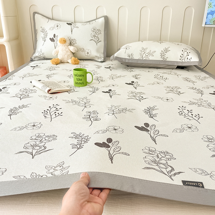 91家纺网 家纺一手货源 找家纺 （总）安哆啦家纺 2025新款A类小清新卡通高品质冰藤印花凉席床笠床席款