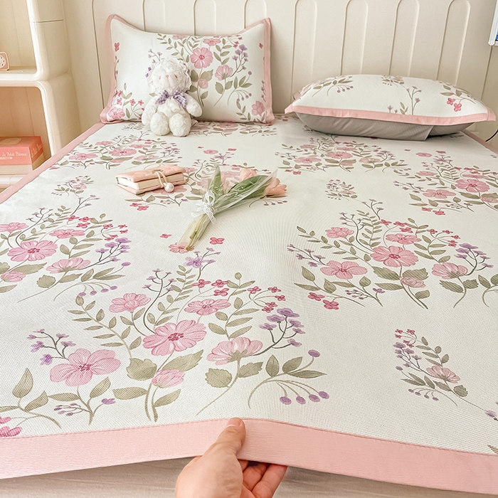 91家纺网 家纺一手货源 找家纺 （总）安哆啦家纺 2025新款A类小清新卡通高品质冰藤印花凉席床笠床席款