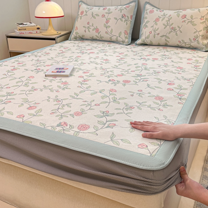 91家纺网 家纺一手货源 找家纺 （总）安哆啦家纺 2025新款A类小清新卡通高品质冰藤印花凉席床笠床席款