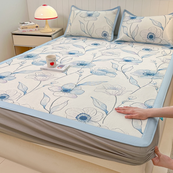 91家纺网 家纺一手货源 找家纺 （总）安哆啦家纺 2025新款A类小清新卡通高品质冰藤印花凉席床笠床席款