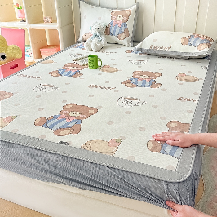 91家纺网 家纺一手货源 找家纺 （总）安哆啦家纺 2025新款A类小清新卡通高品质冰藤印花凉席床笠床席款