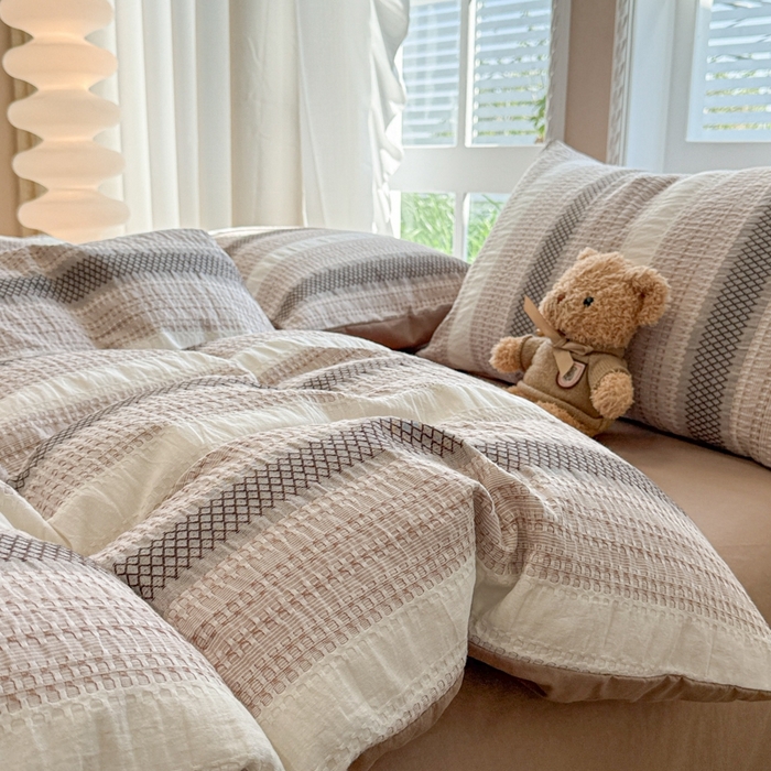 91家纺网 家纺一手货源 找家纺 米可2025春夏新款A类色织华夫格提花全棉四件套 沐言-咖