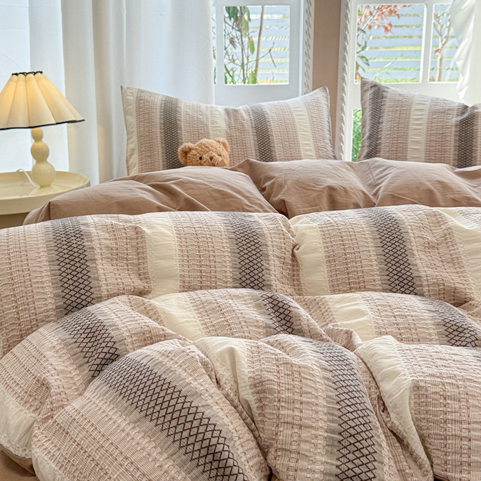 91家纺网 家纺一手货源 找家纺 米可2025春夏新款A类色织华夫格提花全棉四件套 沐言-咖