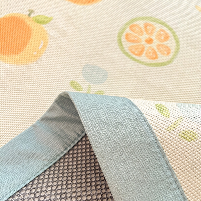 91家纺网 家纺一手货源 找家纺 安哆啦家纺 2025新款A类小清新卡通高品质冰藤印花凉席床笠床席款 冰藤席-小橘子【平铺款】