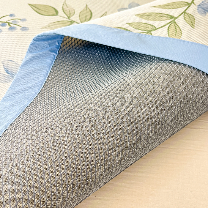 91家纺网 家纺一手货源 找家纺 安哆啦家纺 2025新款A类小清新卡通高品质冰藤印花凉席床笠床席款 冰藤席-森林来信【平铺款】