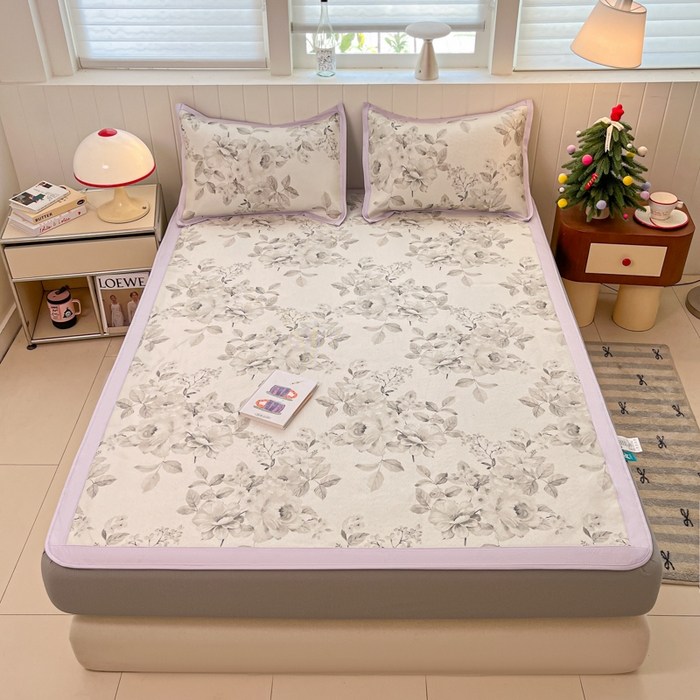 91家纺网 家纺一手货源 找家纺 安哆啦家纺 2025新款A类小清新卡通高品质冰藤印花凉席床笠床席款 冰藤席-写意人生【床笠款】