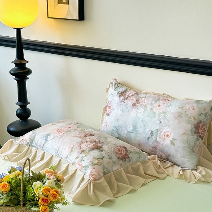 91家纺网 家纺一手货源 找家纺 （总）首选家纺 2025新款法式花边玉锦缎数码印花四件套