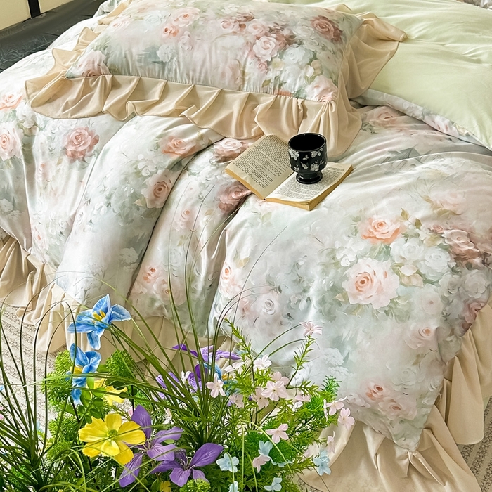 91家纺网 家纺一手货源 找家纺 （总）首选家纺 2025新款法式花边玉锦缎数码印花四件套