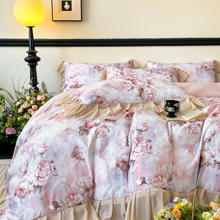 91家纺网 家纺一手货源 找家纺 （总）首选家纺 2025新款法式花边玉锦缎数码印花四件套