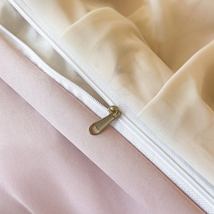 91家纺网 家纺一手货源 找家纺 首选家纺 2025新款法式花边玉锦缎数码印花四件套 法式-淡雅年华