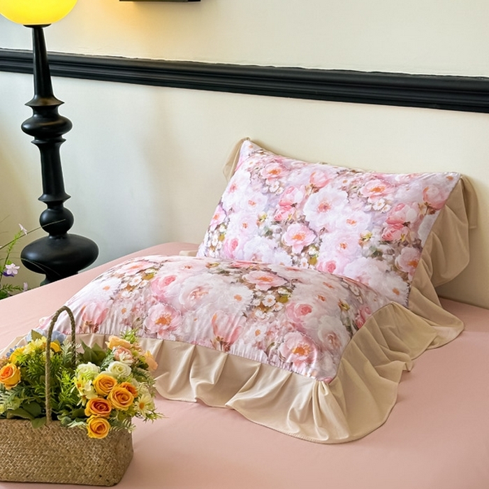 91家纺网 家纺一手货源 找家纺 首选家纺 2025新款法式花边玉锦缎数码印花四件套 法式-情人花朵