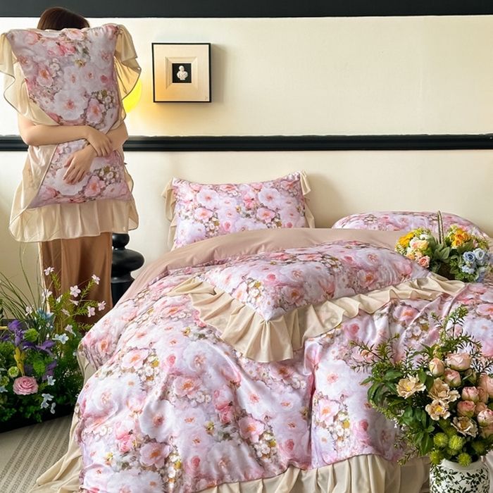 91家纺网 家纺一手货源 找家纺 首选家纺 2025新款法式花边玉锦缎数码印花四件套 法式-情人花朵