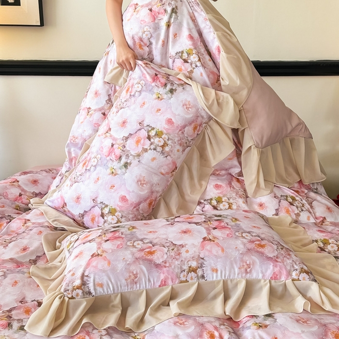 91家纺网 家纺一手货源 找家纺 首选家纺 2025新款法式花边玉锦缎数码印花四件套 法式-情人花朵