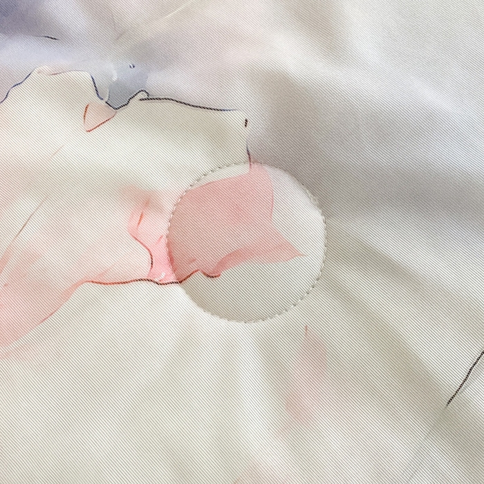 91家纺网 家纺一手货源 找家纺 梦莱斯2025新款印花夏被 梦思-红