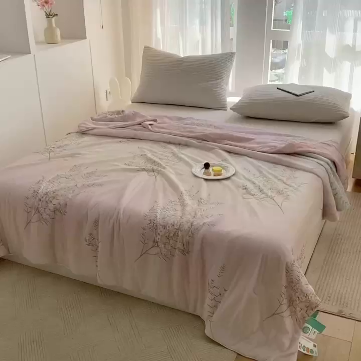 91家纺网 家纺一手货源 找家纺 梦莱斯2025新款印花夏被 恋语