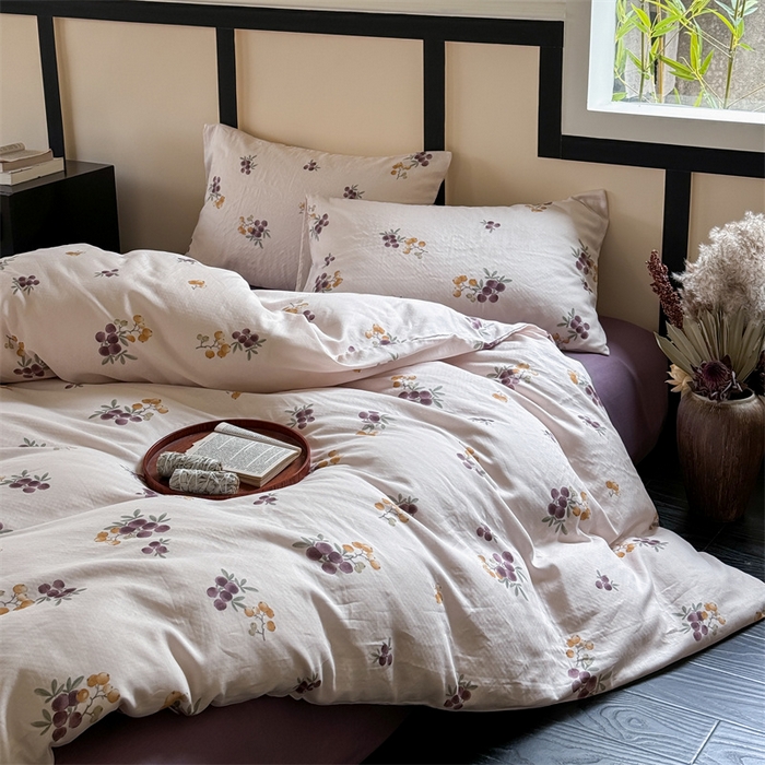 91家纺网 家纺一手货源 找家纺 窝米 2025春季新品全棉双层纱油画风花卉四件套系列（梦境花园、花研巧语） 枇杷园