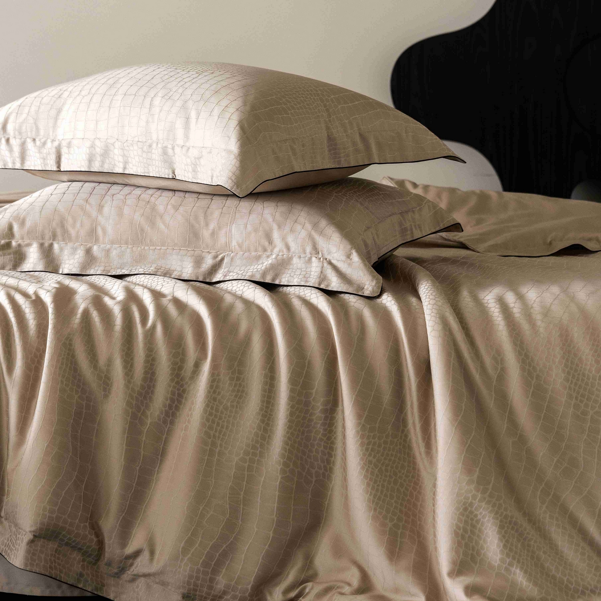 91家纺网 家纺一手货源 找家纺 涞澳家纺 2025新款60支天丝棉提花四件套 波曼-驼