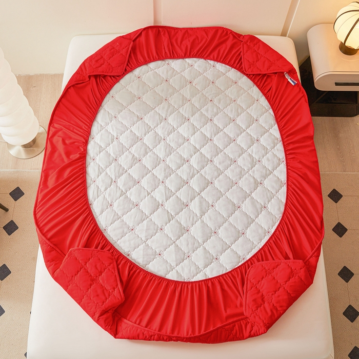 91家纺网 家纺一手货源 找家纺 怡源梦 2025新款蝶恋系列亲肤棉夹棉床笠 大红