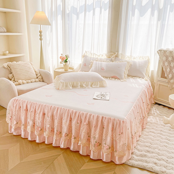 91家纺网 家纺一手货源 找家纺 （总）好儿喜家纺 2025新款恬静系列凉席床裙冰丝席床罩凉席韩式凉感豆豆凉席床盖