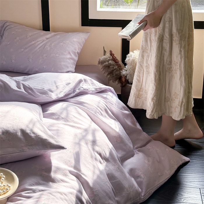 91家纺网 家纺一手货源 找家纺 窝米 2025春季新品全棉双层纱油画风花卉四件套系列（梦境花园、花研巧语） 莓瑰语