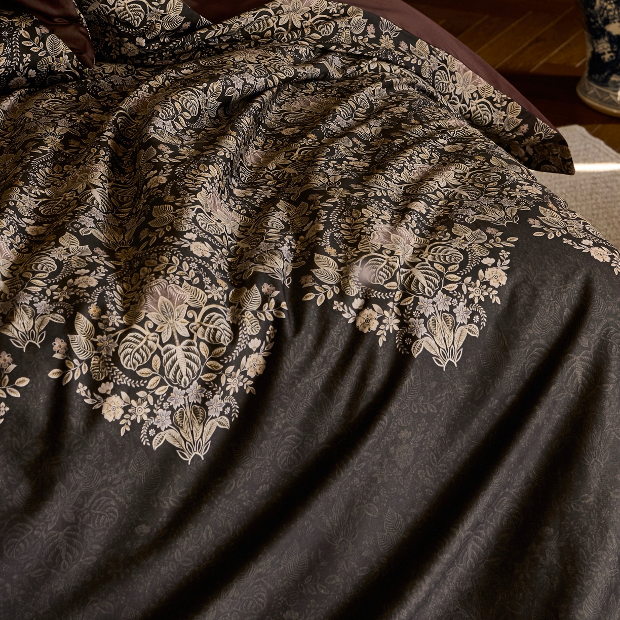 91家纺网 家纺一手货源 找家纺 （总）涞澳家纺 2025新款100支全棉数码印花四件套-云裳羽衣