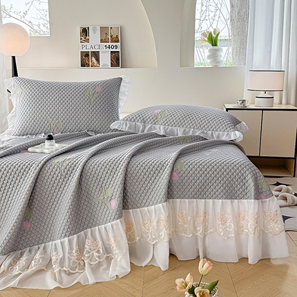 91家纺网 家纺一手货源 找家纺 （总）提花大世界 2025新款A类PE乙纶冰丝凉感三色织550克冰豆豆凉席床裙软凉席