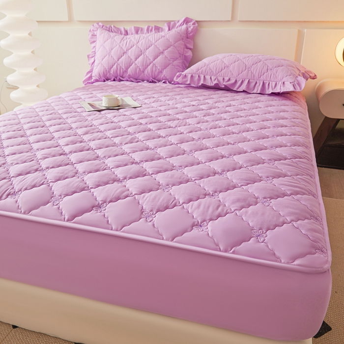 91家纺网 家纺一手货源 找家纺 怡源梦 2025新款蝶恋系列亲肤棉夹棉床笠 紫色