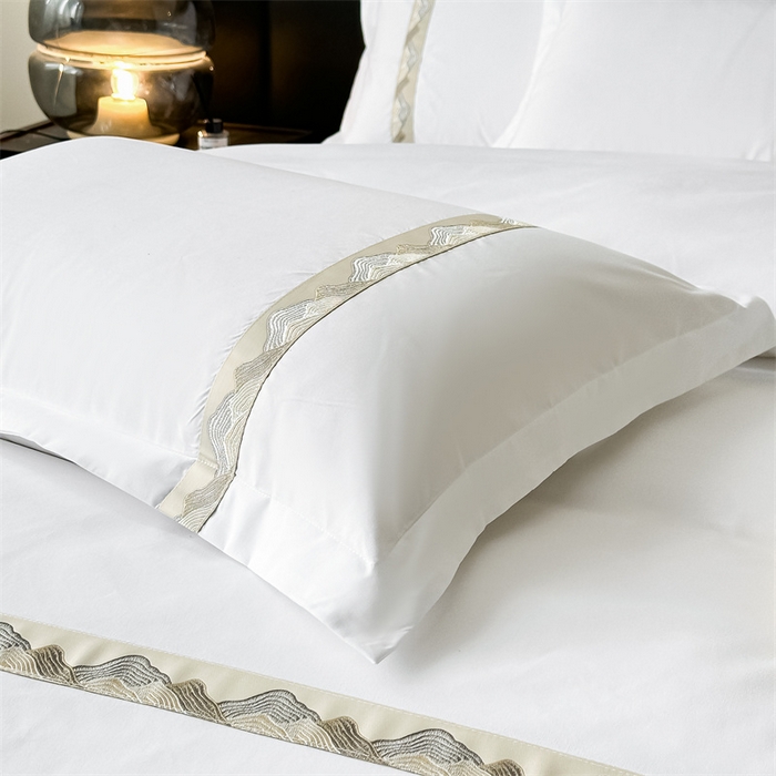 91家纺网 家纺一手货源 找家纺 梦庭帛美 2025新款宾馆刺绣四件套 山川-金