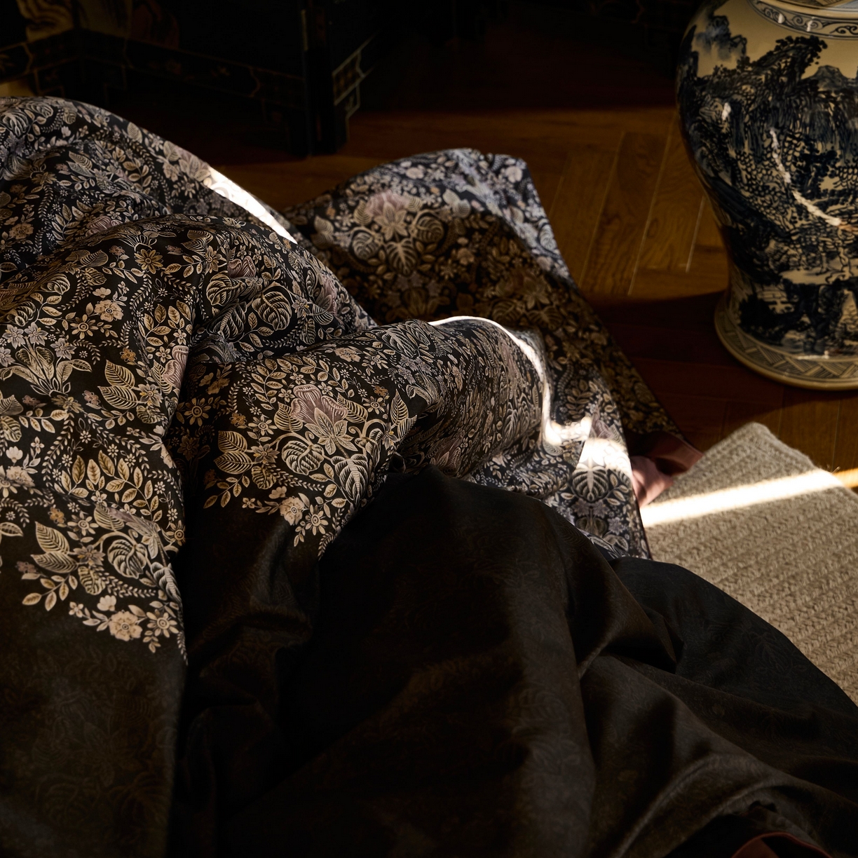 91家纺网 家纺一手货源 找家纺 （总）涞澳家纺 2025新款100支全棉数码印花四件套-云裳羽衣