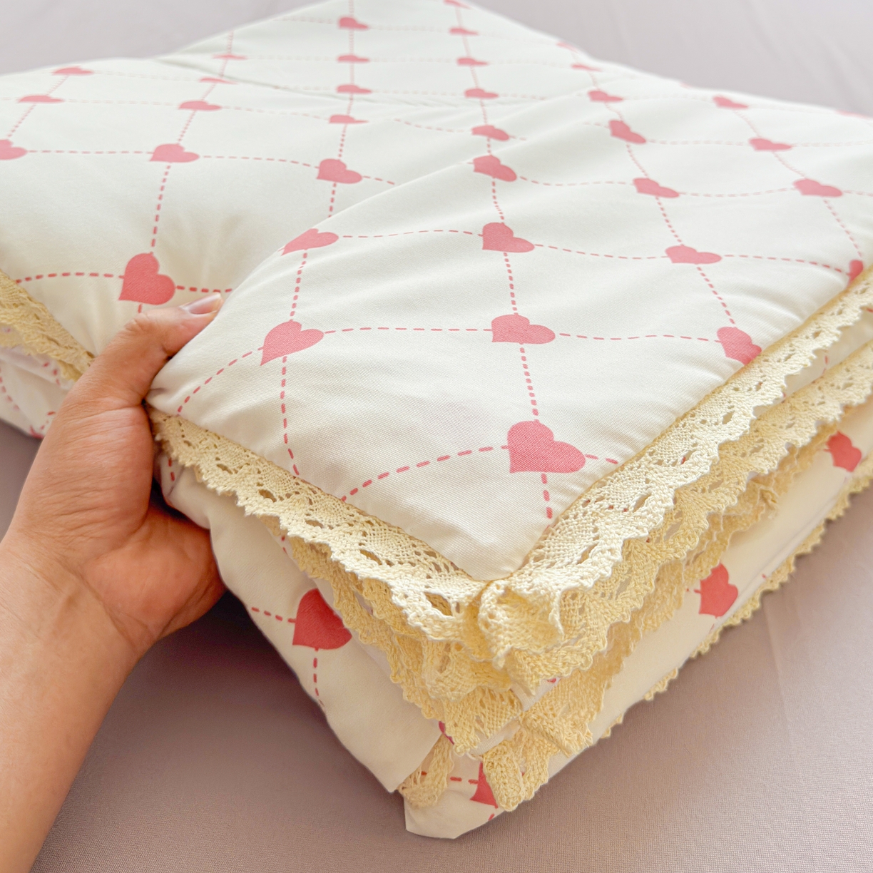 91家纺网 家纺一手货源 找家纺 可思家纺 2025新款针织棉双层纱夏被 心跳瞬间